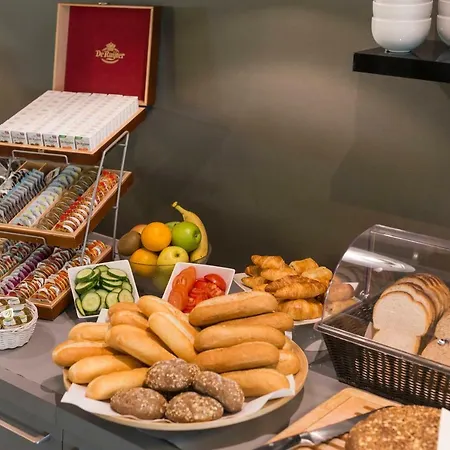 Bruurs Hotel 3*