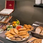 Bruurs Otel